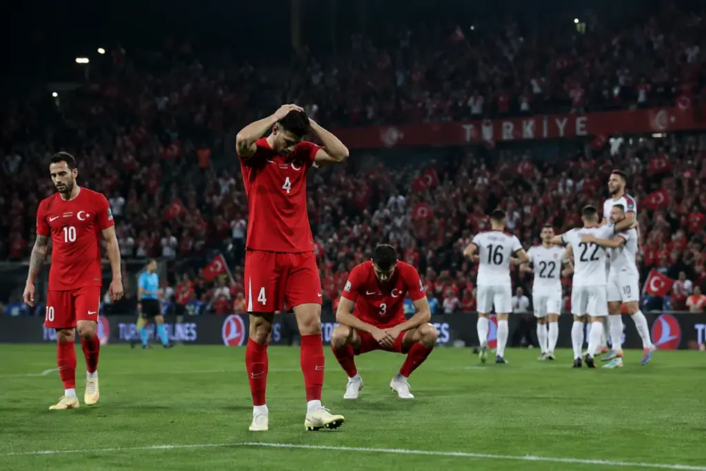 Bursa’da Futbol Gecesi: Milli Takım İtalya Karşısında 4-1 Kaybetti